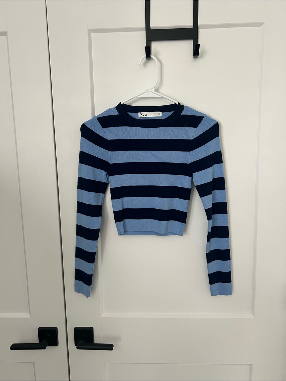ZARA Woman’s Blue & Navy Striped Cropped Casual Top Size S